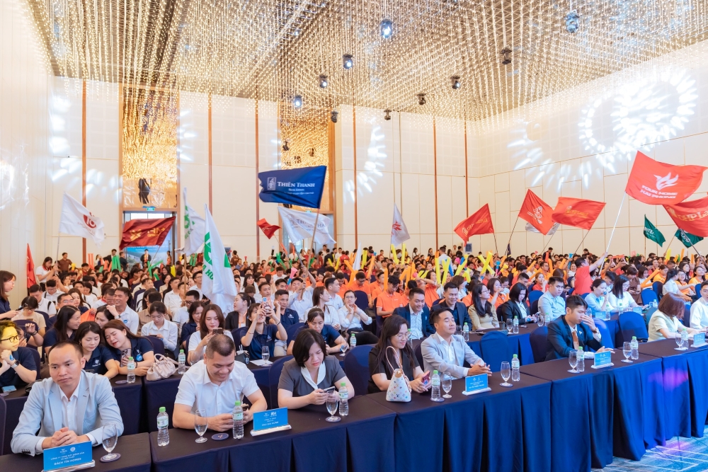 Hơn 1.000 chiến binh hội tụ tại lễ Kick Off Vlasta Thủy Nguyên, kích hoạt tâm điểm bất động sản 2026